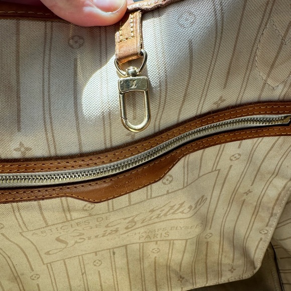 $799 Louis Vuitton Neverfull gm azur Checkered Tote Bag - Picture 9 of 14